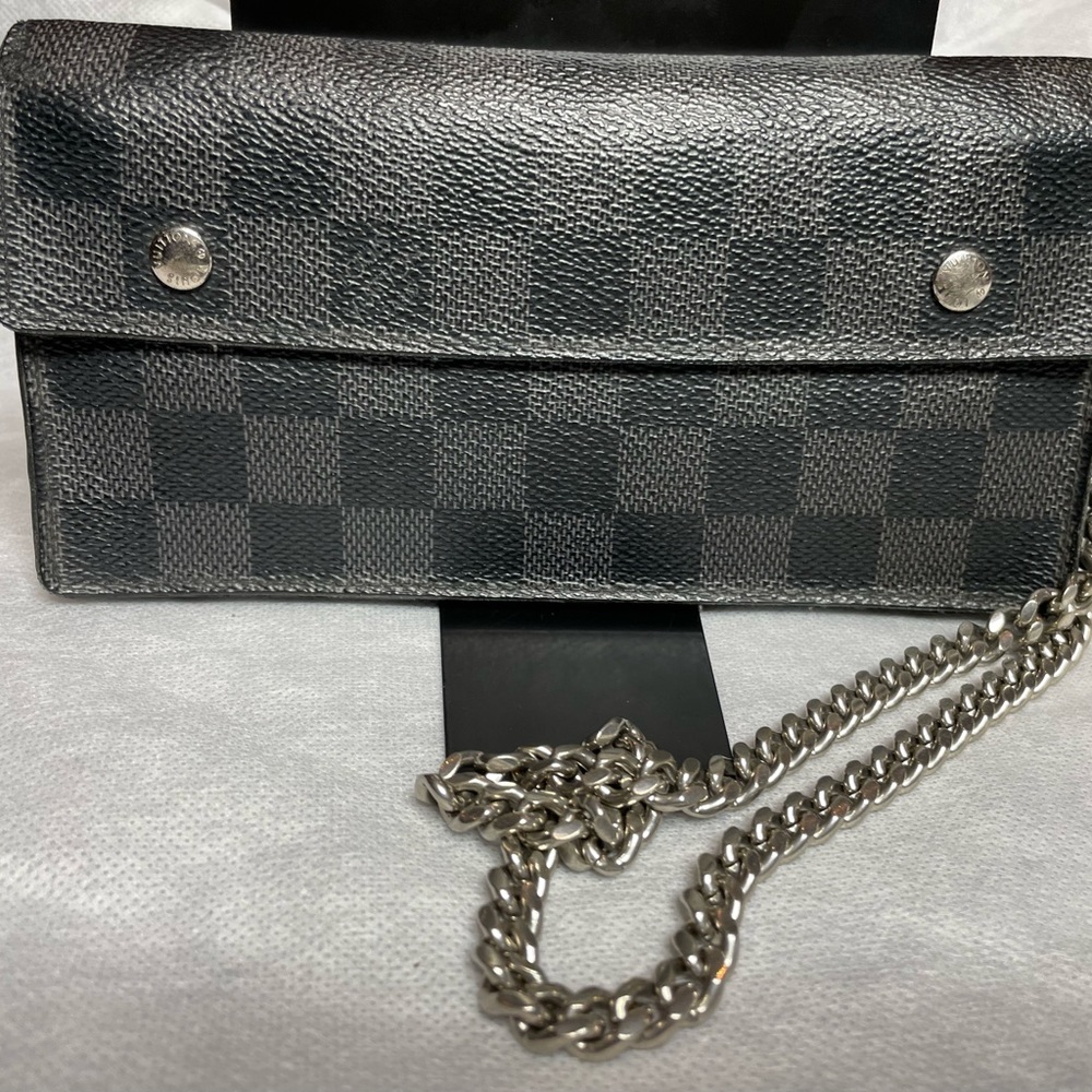 Louis Vuitton Damier Graphite Accordian with Authentic Chain